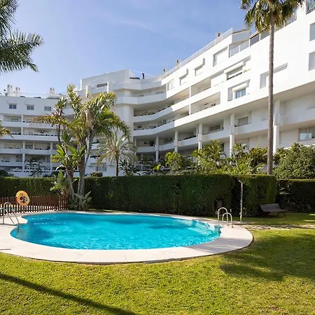 Apartment Sun & Terrace Guadalmina - By Rent Me